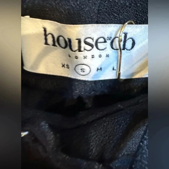 HOUSE OF CB 'Layla' Black V-Front Trousers NWOT Size Small $135.00 MSRP - Picture 5 of 7